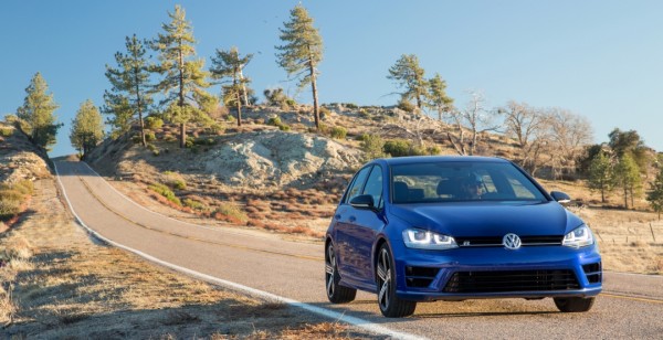 5718-1422376559-vw-vypustila-obshirnuyu-fotogalereyu-amerikanskogo-zaryazhennogo-golf-r